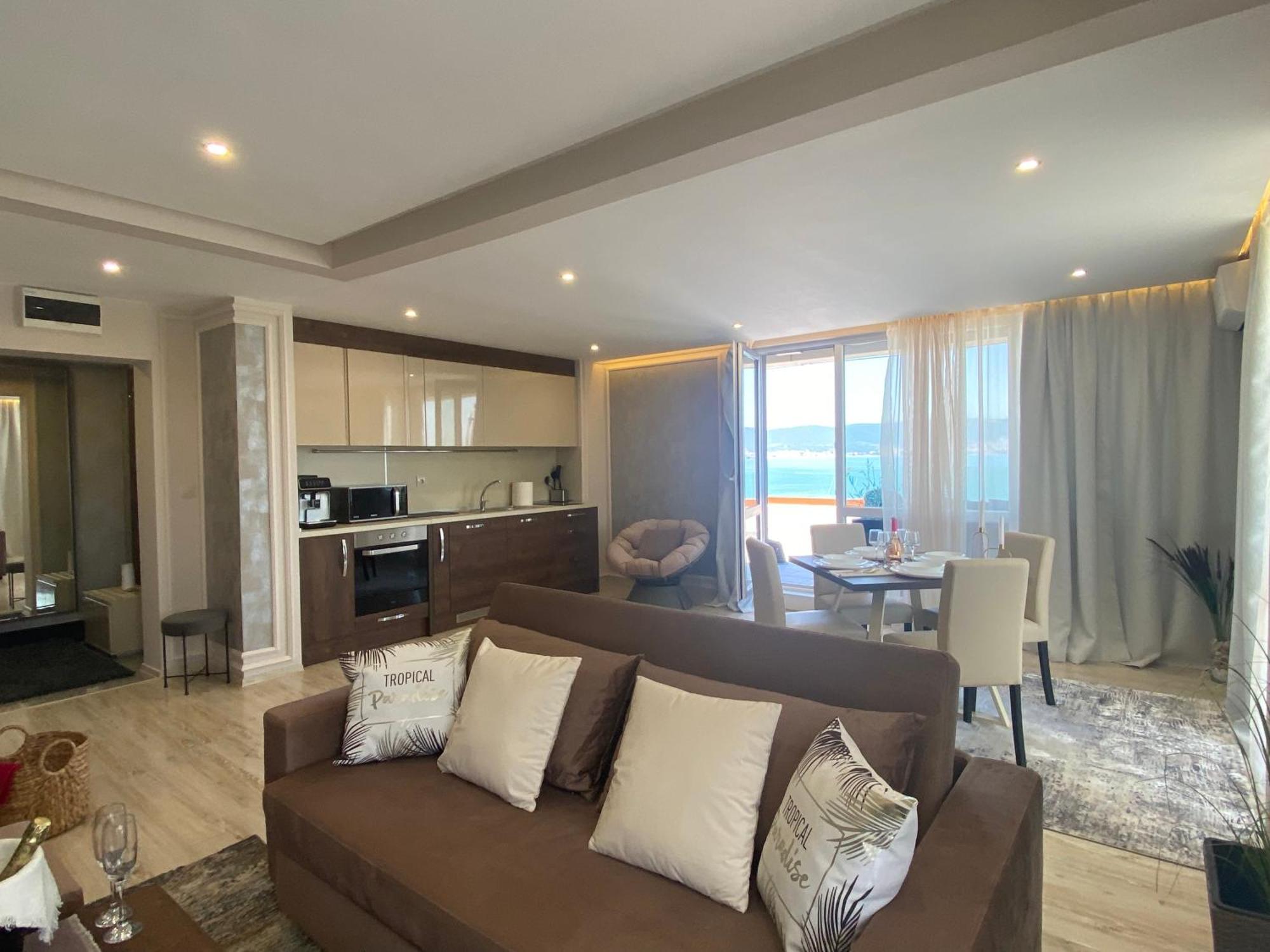 Paradiso 'В' 607 Large Luxury Apartment Nesebar Exteriör bild